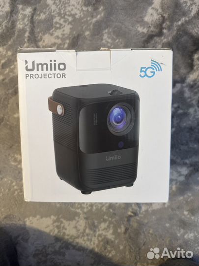 Проектор umiio a008