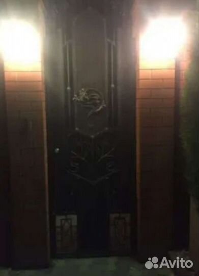 Ворота кованые с калиткой Узоры с двух сторон