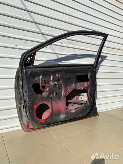 Дверь передняя правая Toyota Corolla e150