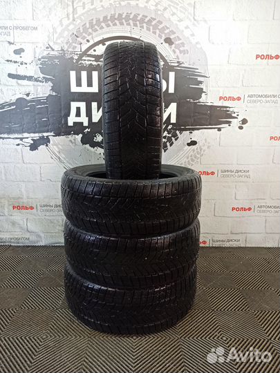 Goodyear UltraGrip Ice 235/55 R19 105T