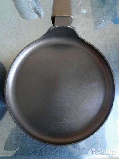 Сковорода блинная бу