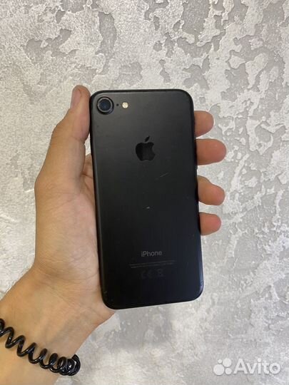 iPhone 7 128Gb идеал