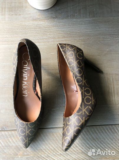 Calvin Klein новые туфли оригинал