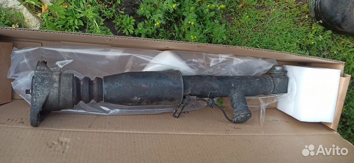 Задний амортизатор audi allroad а6 с6