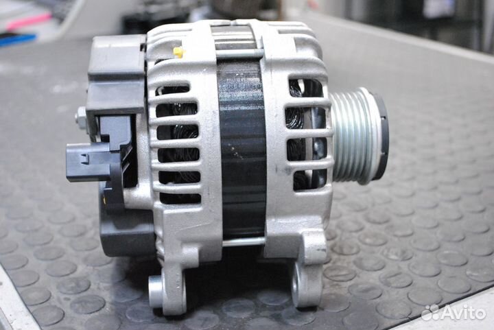 Генератор Audi A4, Audi A5, Audi Q5 3.0 TDi 150А