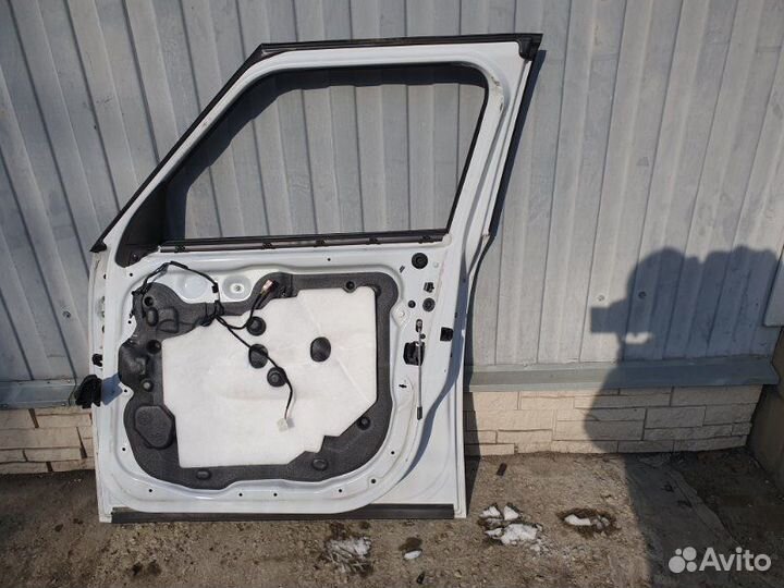 Дверь передняя правая Mini Cooper S Countryman R60