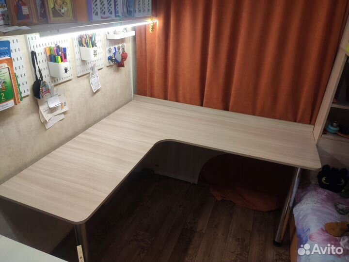 Стол раскладной + тумба