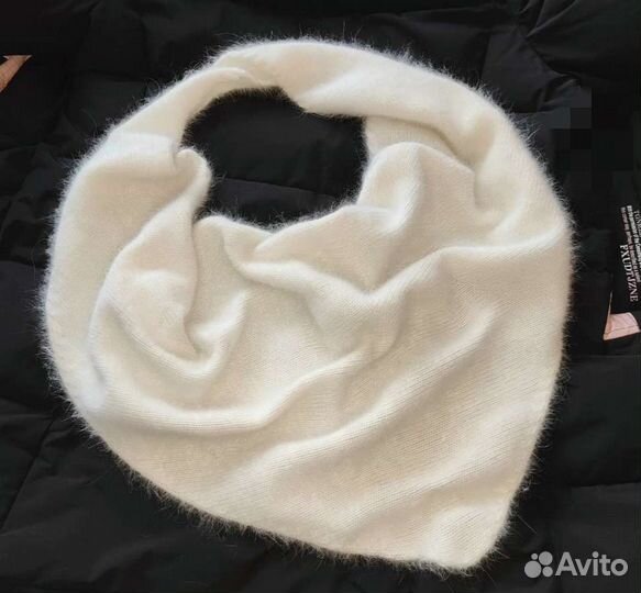 Вязанная косынка бактус