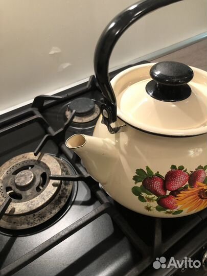 Чайник эмалированный новый