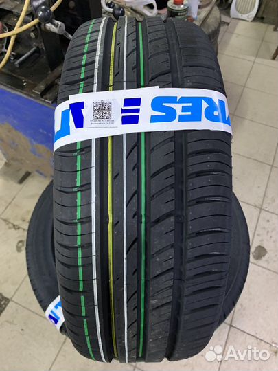 Viatti Strada Asimmetrico V-130 205/50 R17 82H