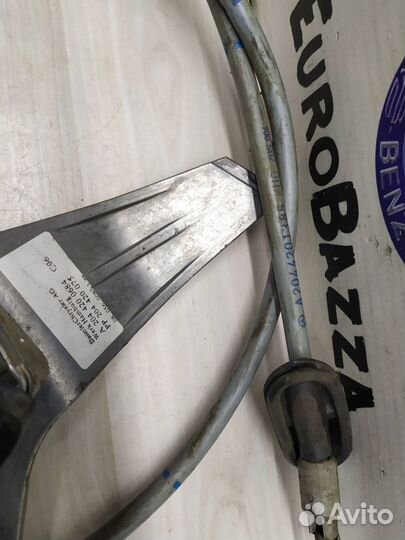 Рычаг стояночного тормоза Mercedes W204