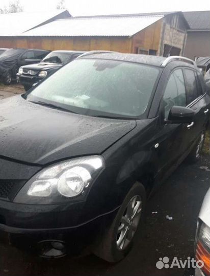 Renault Koleos 2011 г на запчасти