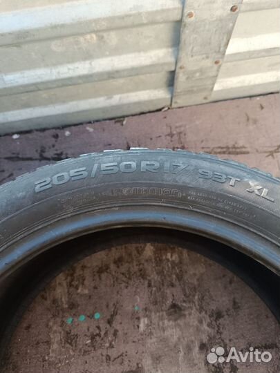 Nokian Tyres Hakkapeliitta 8 205/50 R17