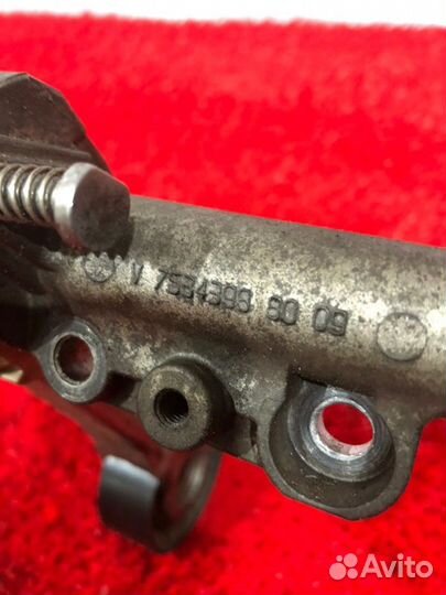 Натяжитель ремня генератора Peugeot 207 EP6