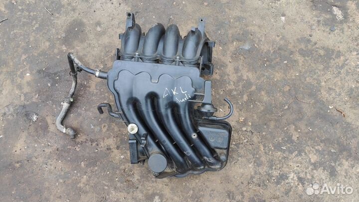 Впускной коллектор VW Golf Octavia A4 1.6 AKL