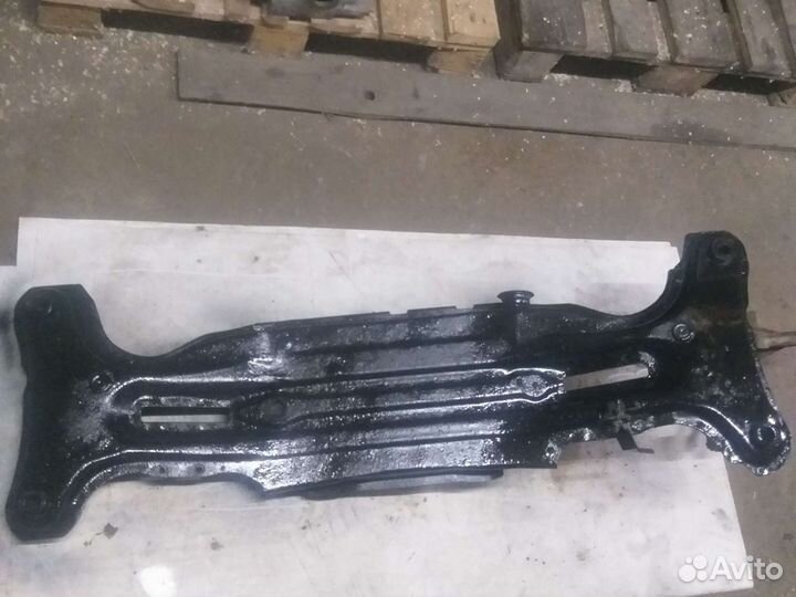 Подрамник Toyota Corola E 150