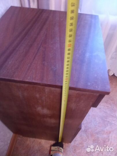 Тумбочка деревянная