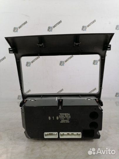 Блок управления климат-контролем Toyota Alphard