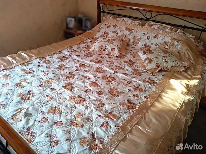 Покрывало новое Евро (комплект для спальни)