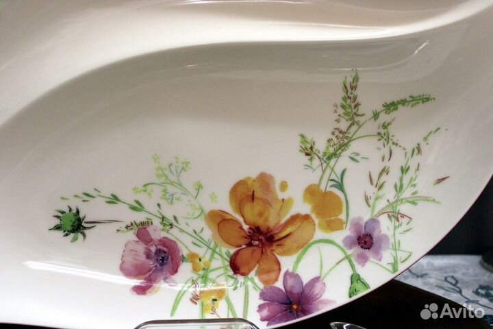 Огромное блюдо Villeroy & Boch, декор Mariefleur