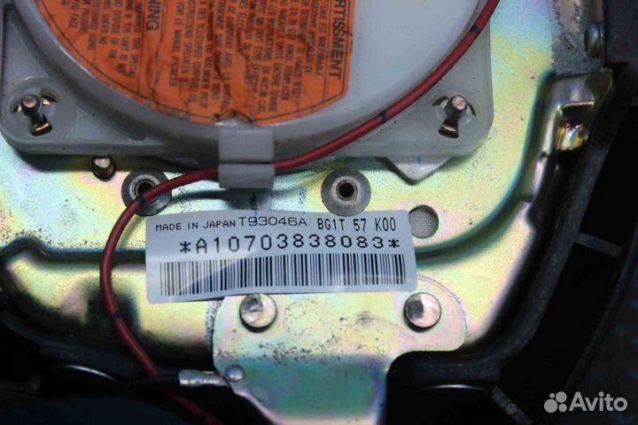 Подушка безопасности водителя Mazda 323F (Мазда 32