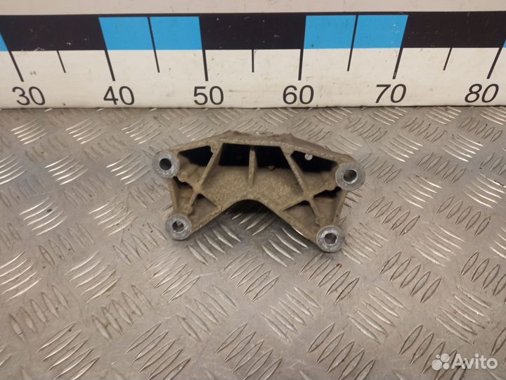 Б/У Кронштейн АКПП#002