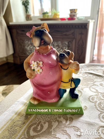 Фигурка интерьерная. Цветное стекло