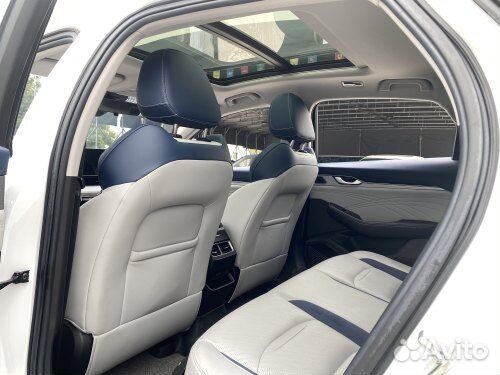 Geely Preface 2.0 AMT, 2022, 38 000 км