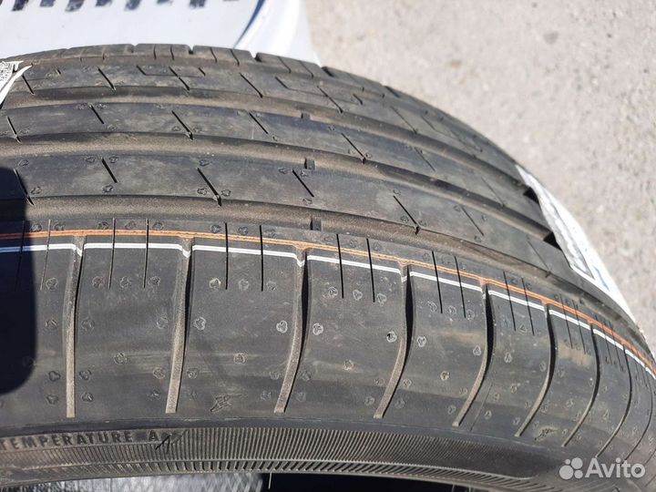 Goodyear EfficientGrip Performance 215/65 R17 99V