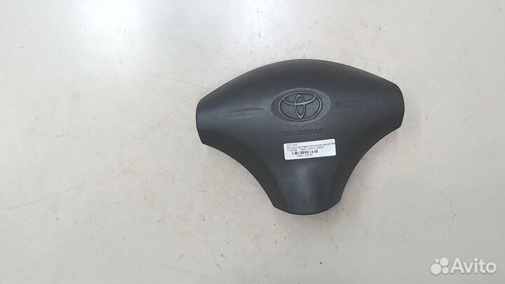 Подушка безопасности водителя Toyota Yaris Verso