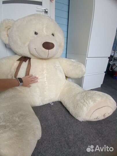 Плюшевый медведь большой