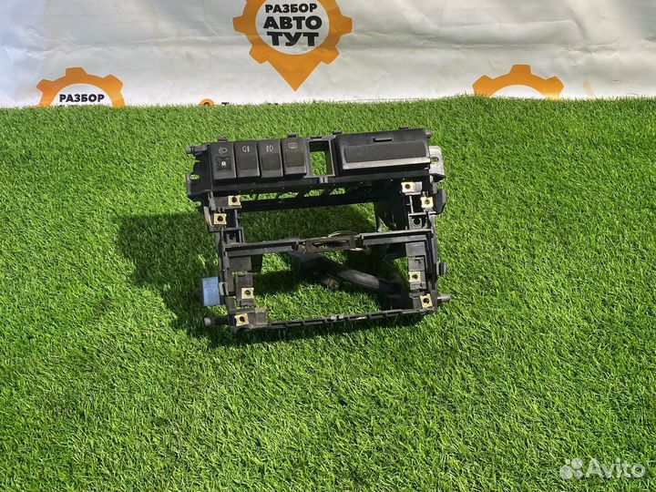 Рамка магнитолы Audi a4 b5