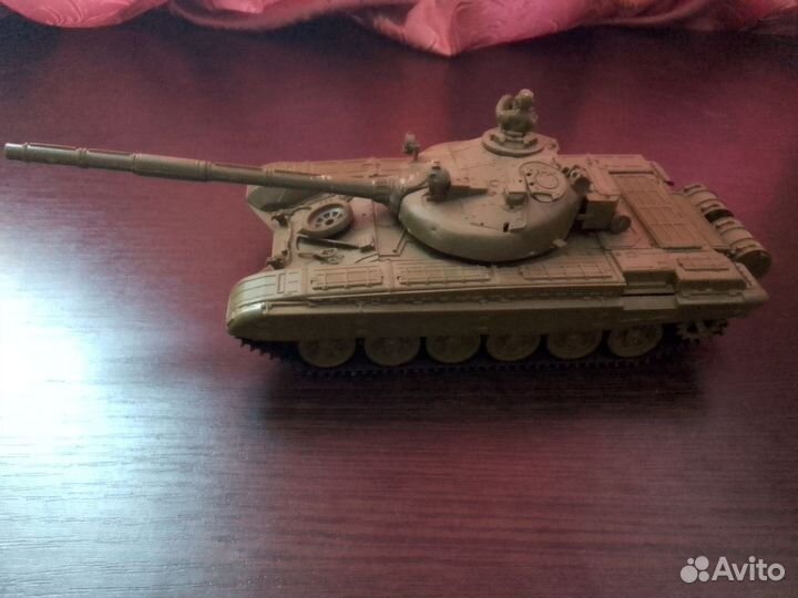 1/35 модель танк Т-72