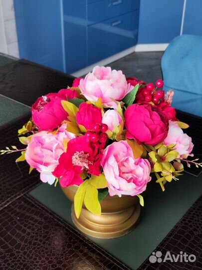 Ритуальные корзины, вазоны, искуственные цветы