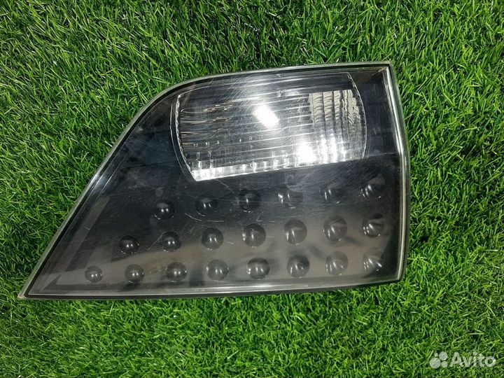 Фонарь левый Mitsubishi Outlander XL
