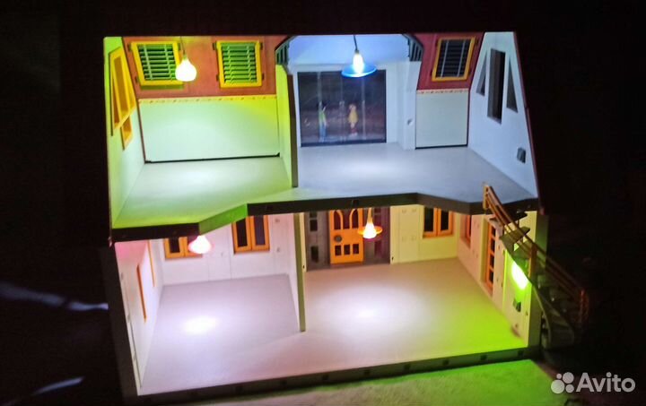Playmobil дом со светом и зимним садом