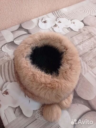 Меховая шапка, воротник