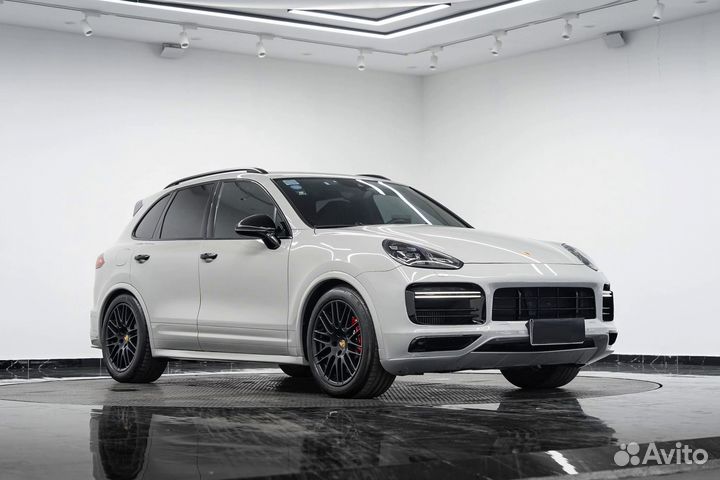 Бампер Porsche Cayenne 958.2 в стиле 2023