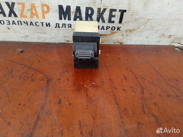 Блок центрального замка Chrysler Intrepid 3.2 1999