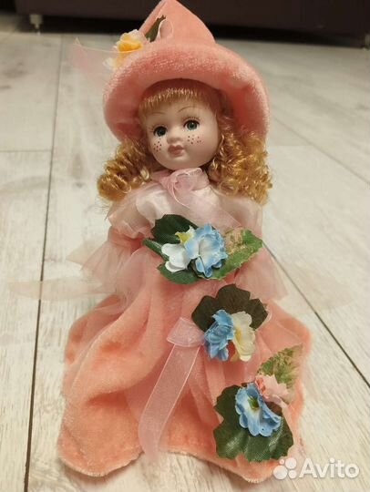 Коллекционная кукла