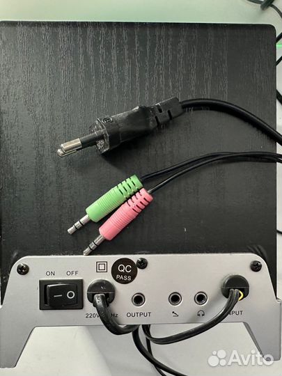 Сабвуфер и колонки sven