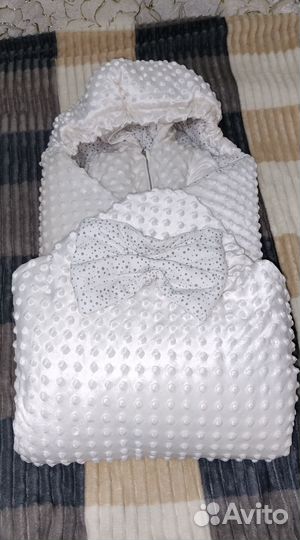 Продам два тёплых конверта на выписку