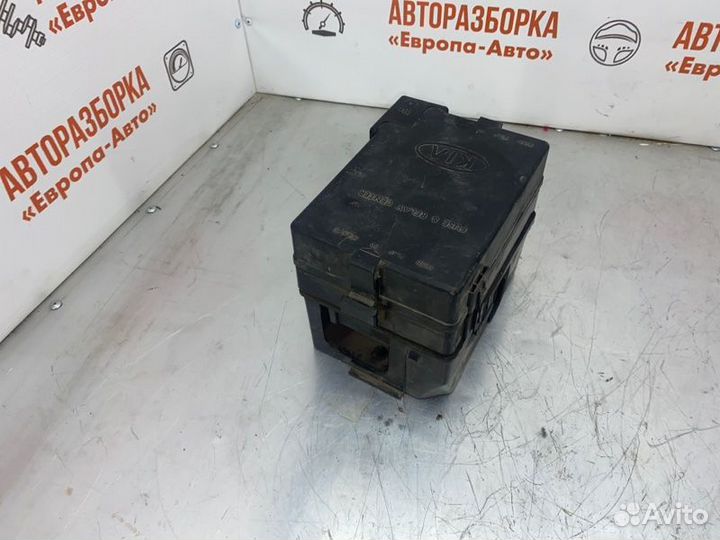 Блок предохранителей Kia Spectra седан 1.6 Л 2008