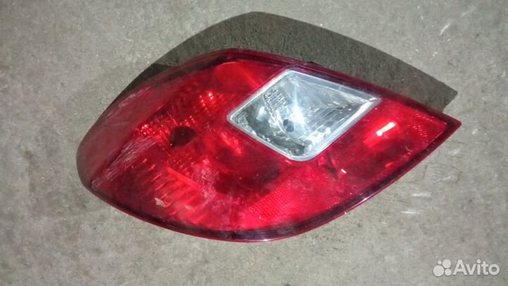 Фара priora продаю