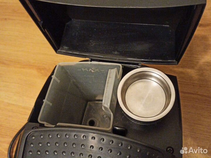 Кофеварка рожковая delonghi