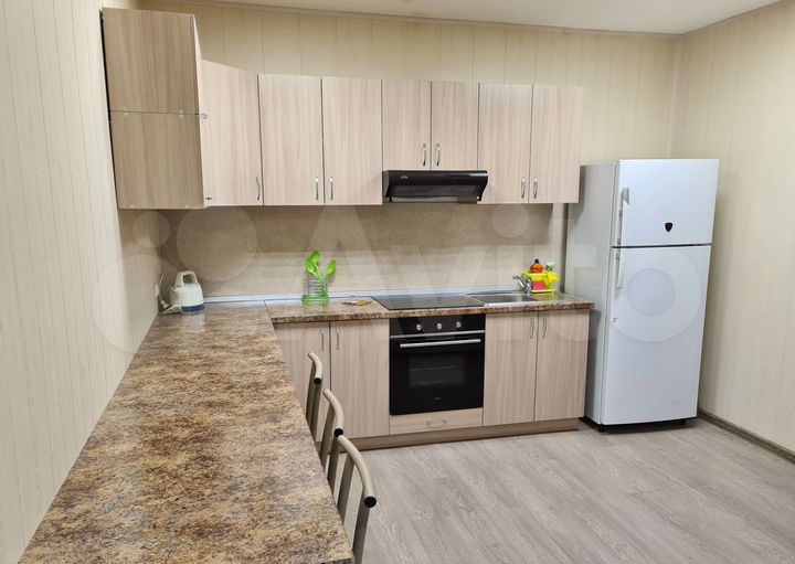 2-к. квартира, 66,3 м², 2/2 эт.