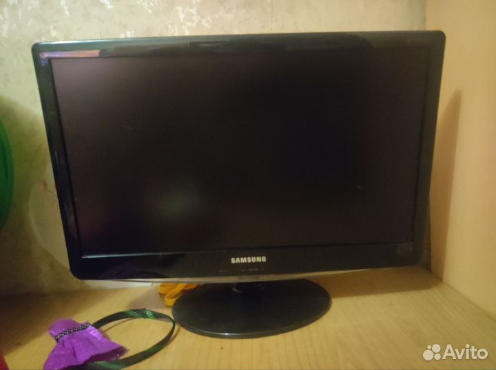 Монитор Samsung 22 дюйма full hd
