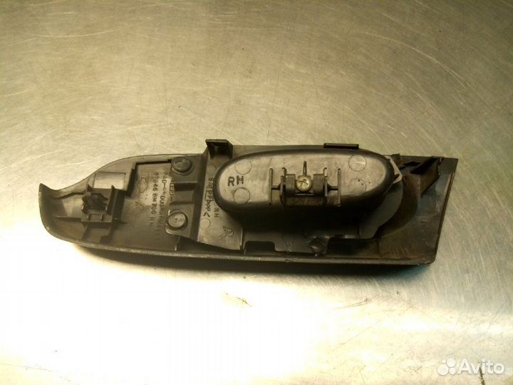 Накладка обшивки двери задняя правая Nissan Almera