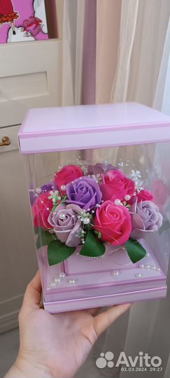 Мыльные розы в коробке, подарок женщине 8 марта