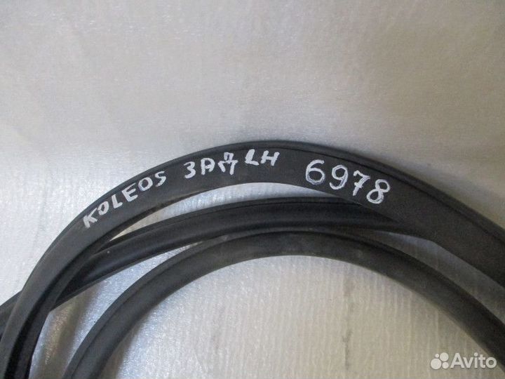 Уплотнитель двери Renault Koleos 1 HY0